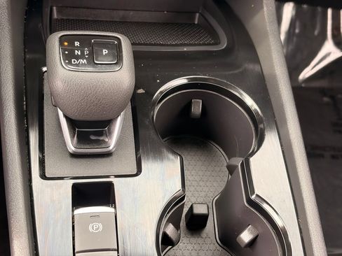 Certified 2023 Nissan Rogue SV FWD image 26