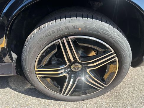 New 2026 Mercedes-Benz GLC 300 4MATIC image 3