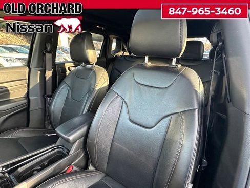 Used 2023 Jeep Compass Limited w/ Elite Group for (Red) Edition AWD/4WD image 12