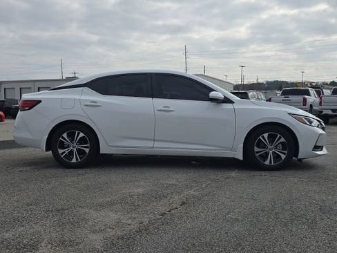 Used 2023 Nissan Sentra SV image 6