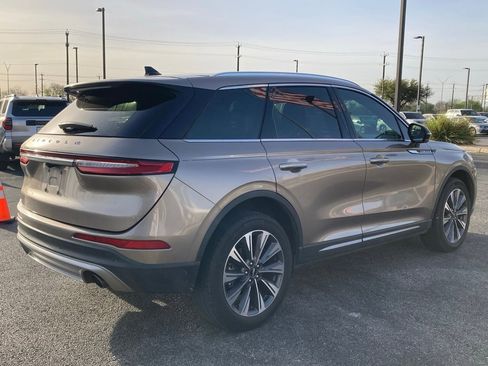 Used 2021 Lincoln Corsair Reserve w/ Elements Package image 4