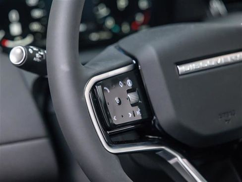 New 2025 Land Rover Discovery Sport S image 21