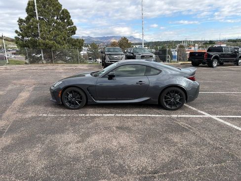 Used 2024 Toyota GR86 Premium RWD image 2