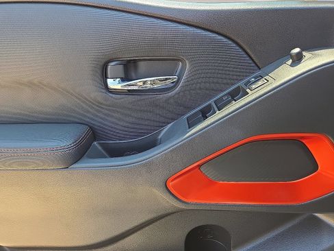 Used 2022 Nissan Frontier Pro-X RWD image 19