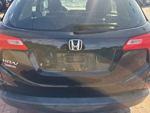 Used 2017 Honda HR-V LX image 9