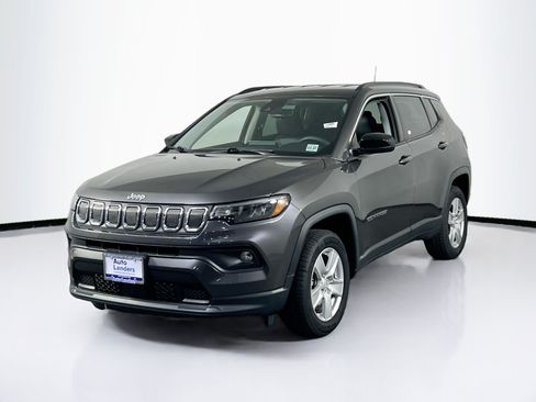 Used 2022 Jeep Compass Latitude AWD/4WD image 1