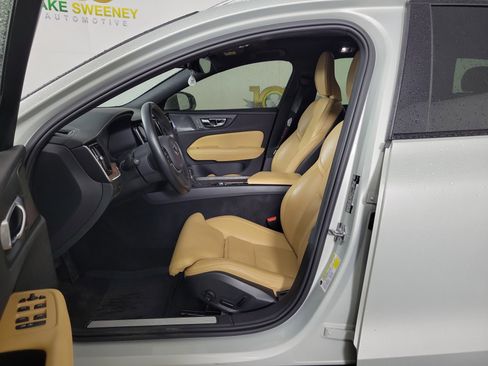 Used 2020 Volvo V60 T5 Cross Country w/ Protection Package Premier AWD/4WD image 5