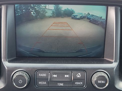 Used 2017 Chevrolet Colorado Z71 AWD/4WD image 12