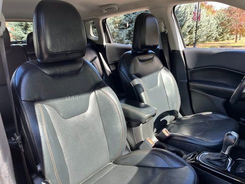 Used 2019 Jeep Compass Limited w/ Safety & Security Group image 39