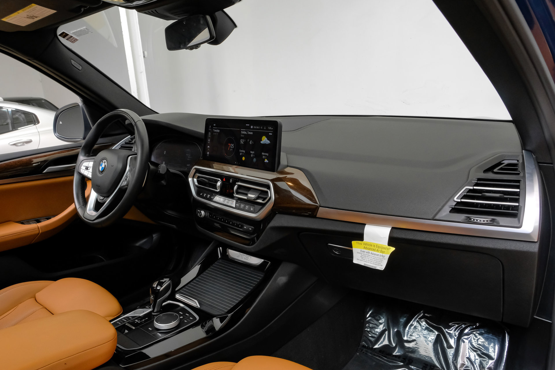 Used 2024 BMW X3 sDrive30i w/ Premium Package RWD image 17