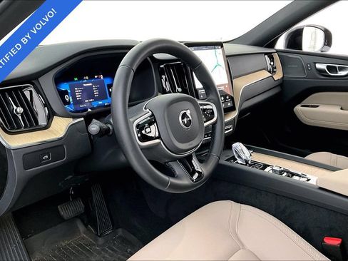 Used 2026 Volvo XC60 B5 Plus w/ Climate Package AWD/4WD image 15