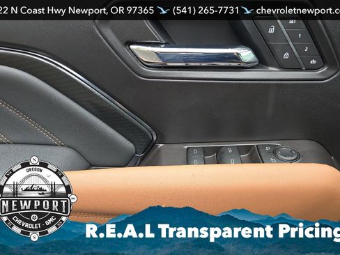 New 2026 GMC Canyon AT4 w/ AT4 Premium Package AWD/4WD image 11