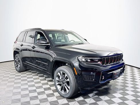 New 2025 Jeep Grand Cherokee Overland w/ Adv Protech Group III AWD/4WD image 1