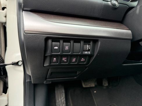 Used 2015 Subaru Legacy 2.5i Limited image 18