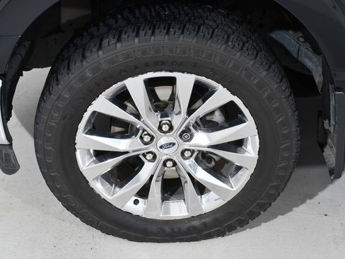 Used 2021 Ford F150 XLT w/ Tow Technology Package image 24