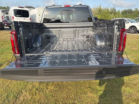 New 2025 Ford F150 Lariat w/ Equipment Group 501A Mid image 7