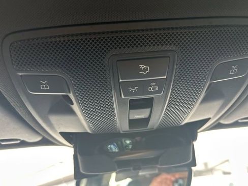 Used 2018 Mercedes-Benz GLA 250 4MATIC image 21