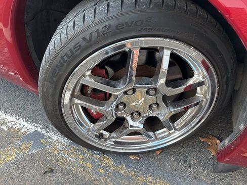 Used 2004 Chevrolet Corvette Coupe w/ Preferred Equipment Group image 5