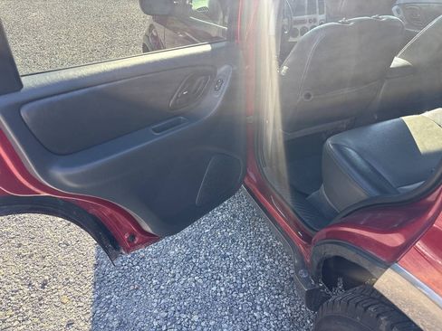 Used 2003 Ford Escape XLT AWD/4WD image 15