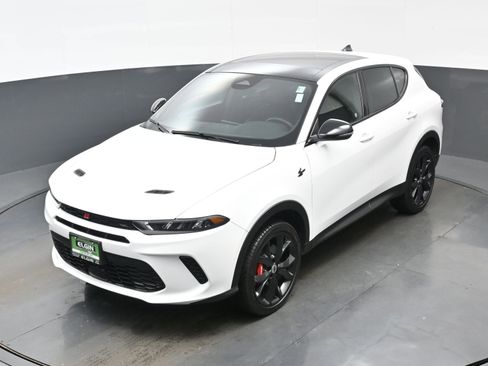 New 2024 Dodge Hornet GT Plus image 18