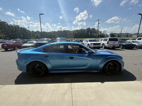 Used 2019 Dodge Charger Scat Pack w/ Dynamics Package RWD image 7