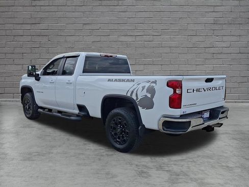 Used 2024 Chevrolet Silverado 2500 LT w/ All Star Edition AWD/4WD image 8