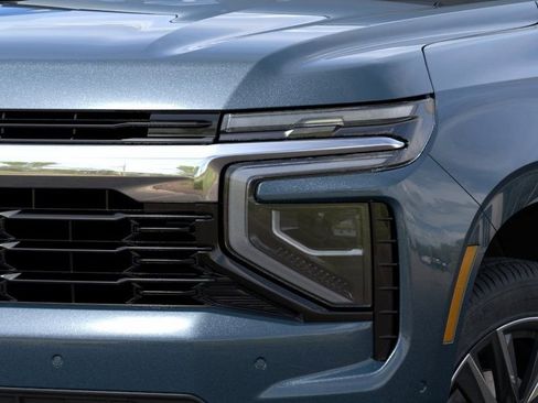 New 2026 Chevrolet Suburban LS image 11
