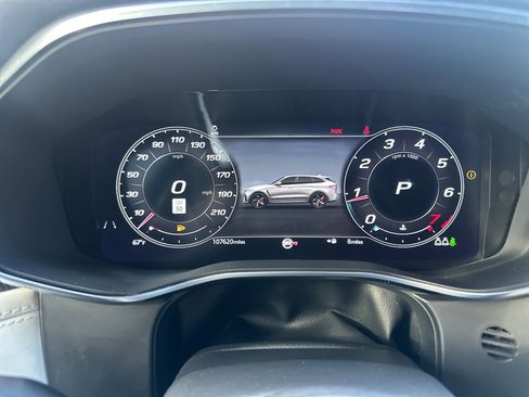 Used 2021 Jaguar F-PACE SVR image 14