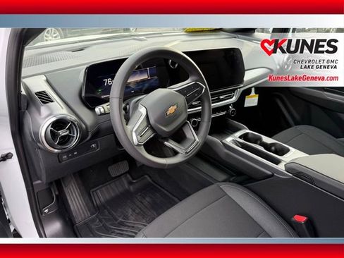 New 2026 Chevrolet Equinox EV LT w/ LPO, All-Weather Mat Package image 21