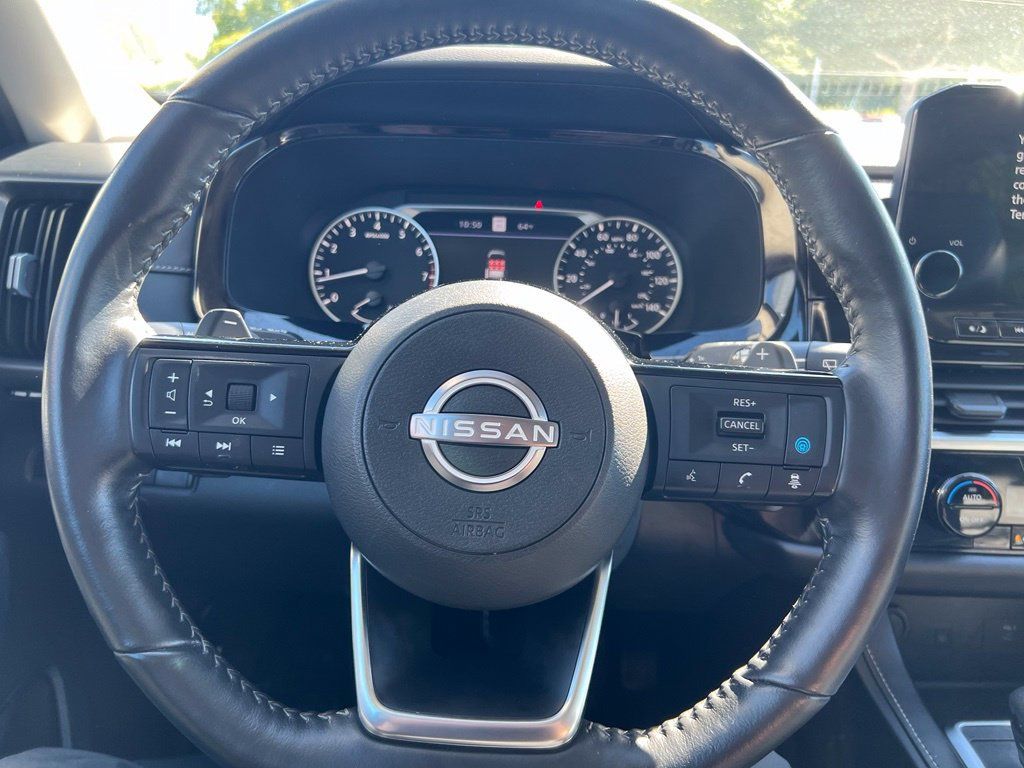 Certified 2023 Nissan Pathfinder SL w/ Black Appearance Package AWD/4WD image 26