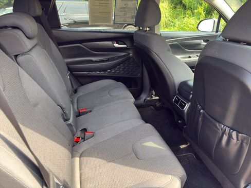 Used 2022 Hyundai Santa Fe SEL w/ Convenience Package FWD image 16