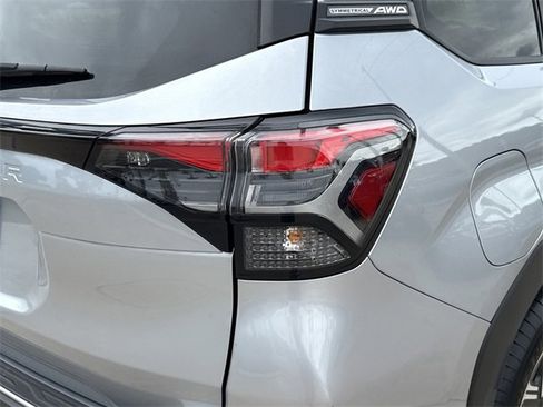 Certified 2025 Subaru Forester Premium image 9