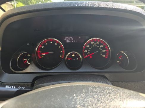 Used 2011 GMC Acadia SLT image 17