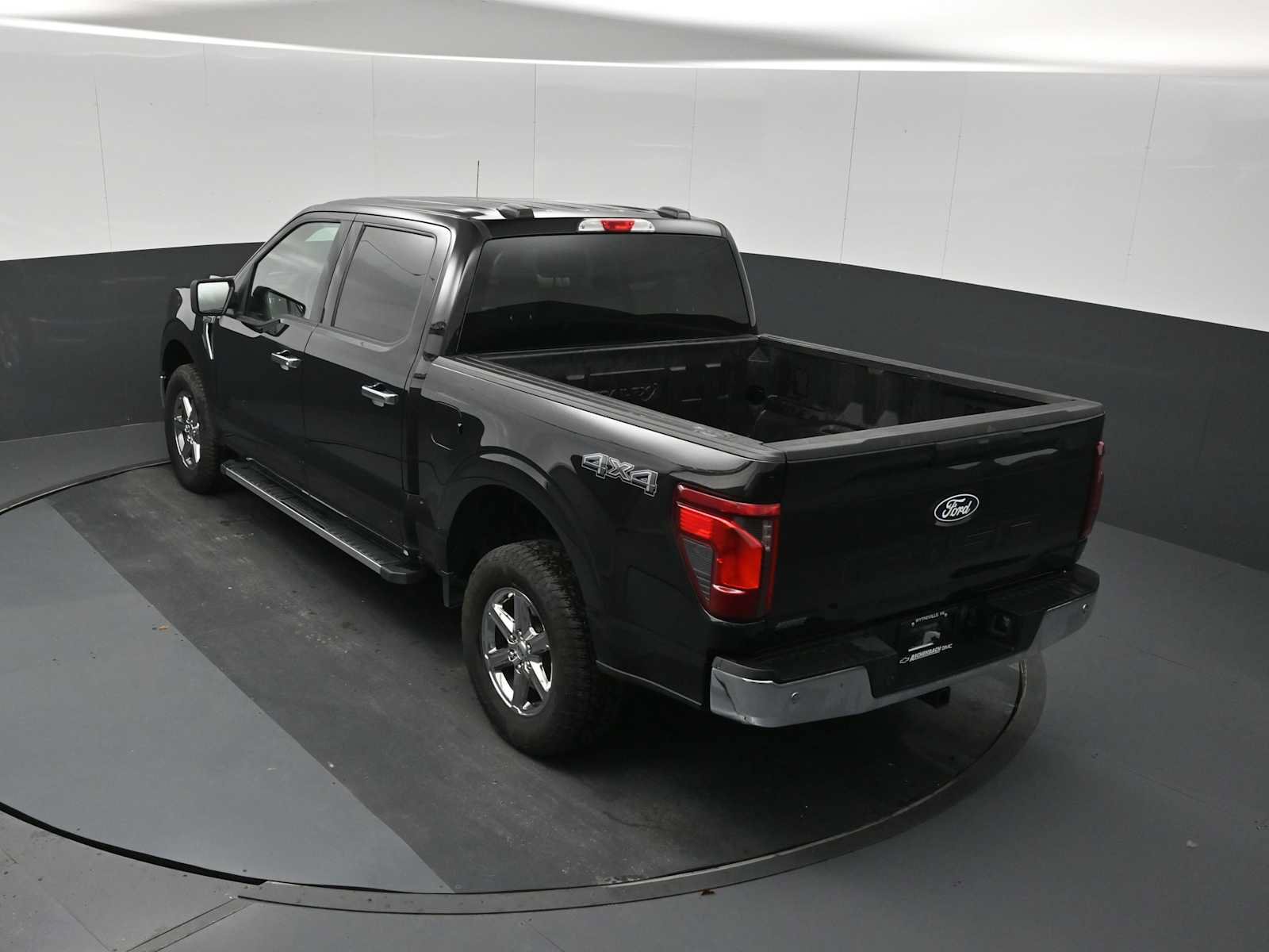 Used 2025 Ford F150 XLT w/ Equipment Group 301A Standard AWD/4WD image 14