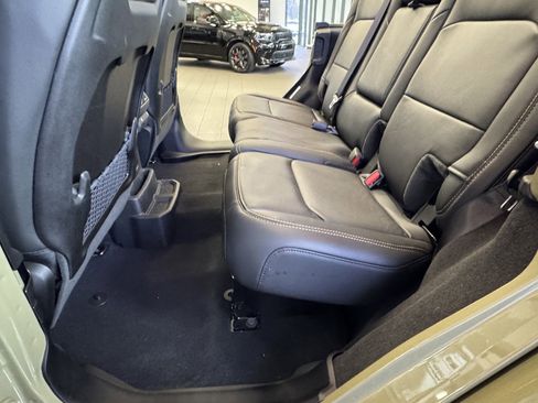 New 2025 Jeep Wrangler Unlimited Rubicon 392 image 13