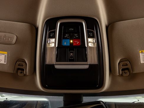 Used 2024 RAM 3500 Limited w/ Towing Technology Group image 29