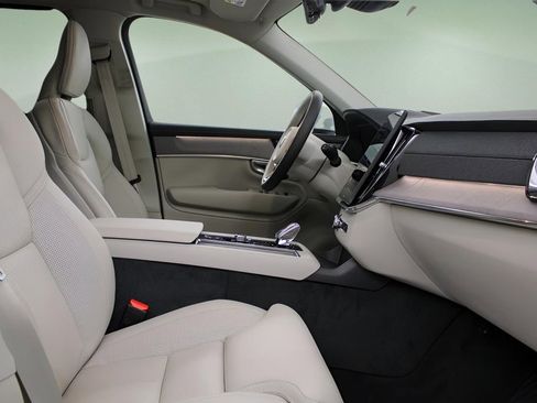 New 2026 Volvo XC90 B6 Ultra w/ Protection Package Premier image 24