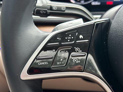 Certified 2025 Mercedes-Benz GLE 350 4MATIC w/ AMG Line Exterior image 27