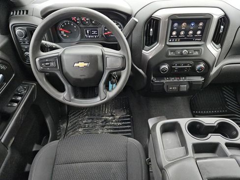 Used 2022 Chevrolet Silverado 1500 Custom image 10