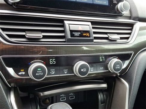 Used 2022 Honda Accord Sport image 16