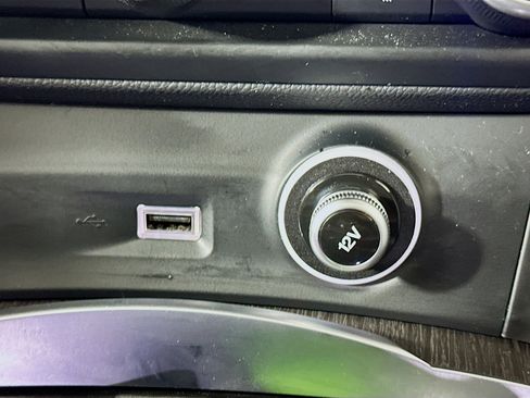 Used 2023 Alfa Romeo Stelvio Ti image 26