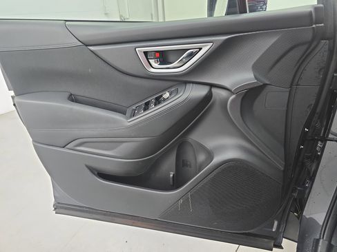 Used 2020 Subaru Forester Premium AWD/4WD image 27