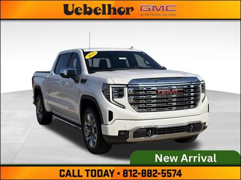 Used 2023 GMC Sierra 1500 Denali w/ Denali Reserve Package AWD/4WD image 1