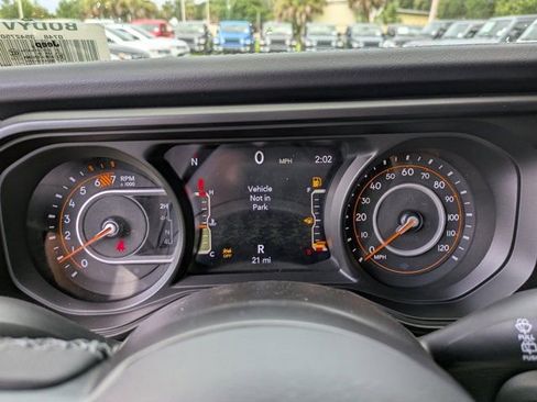 New 2025 Jeep Wrangler Rubicon w/ XTREMEE 35" Tire Package image 24