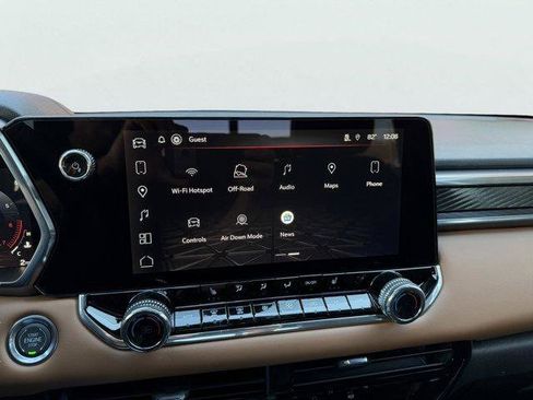 New 2026 GMC Canyon AT4 image 19