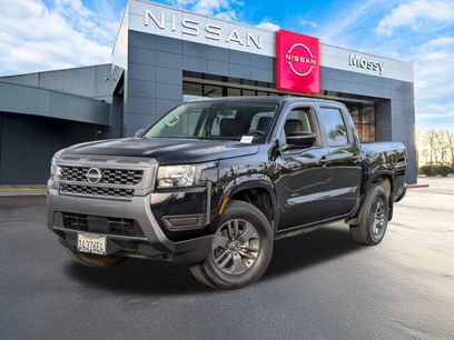 Certified 2025 Nissan Frontier SV