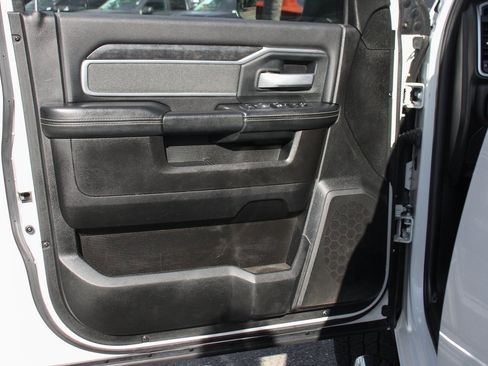 Used 2019 RAM 2500 Big Horn image 16