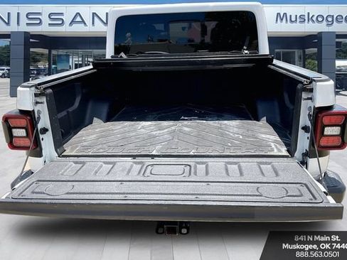 Used 2020 Jeep Gladiator Mojave AWD/4WD image 7