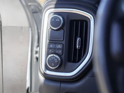 Used 2021 GMC Sierra 1500 Elevation image 17