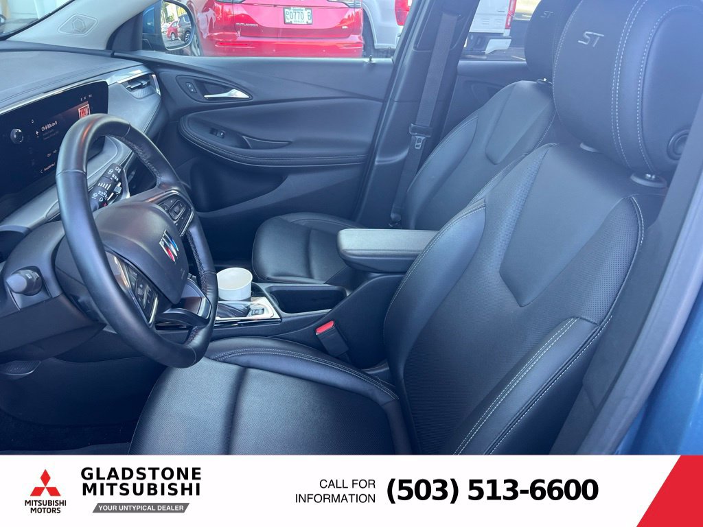 Used 2024 Buick Encore GX Sport Touring w/ Comfort Package AWD/4WD image 9